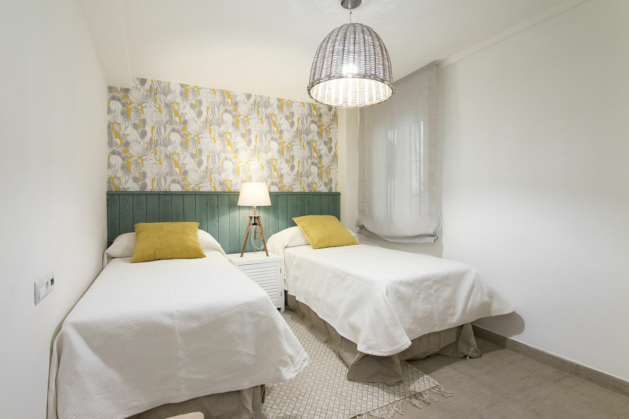 Chezmoihomes Cathedral Apartment 2Br Granada Bagian luar foto